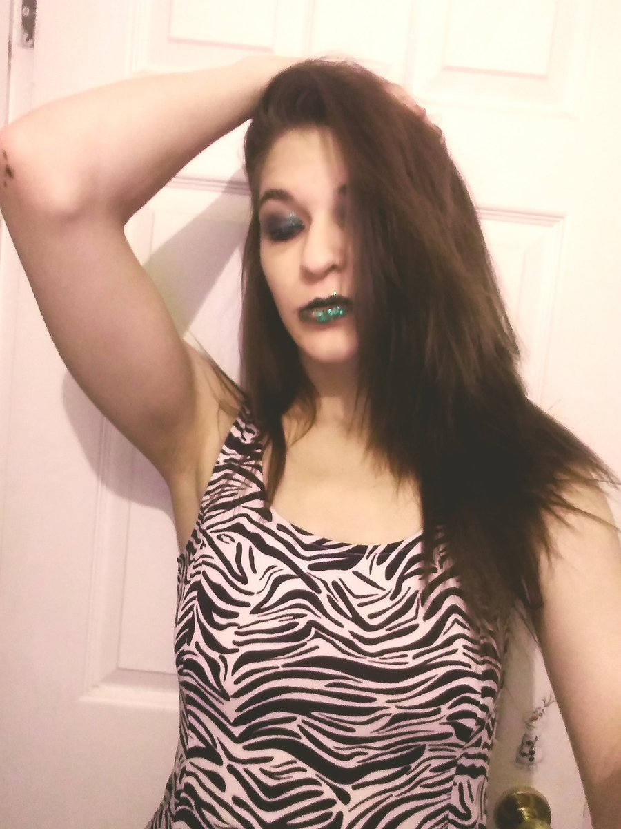 Thedevilangel71's tweet photo. Become your own kinda beauty #photography #model #modelling #modeling #photoshoot #canadian #canada #princeedwardisland #pei #peiphotography https://t.co/t2eS66GYYg