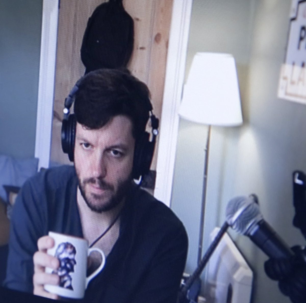 4) The guys recorded the session on video and got a shot of me on the skype call drinking out of my Doctor Who mug which was TOTALLY a coincidence. Honest! #DoctorWho  #TheEdgeOfTime