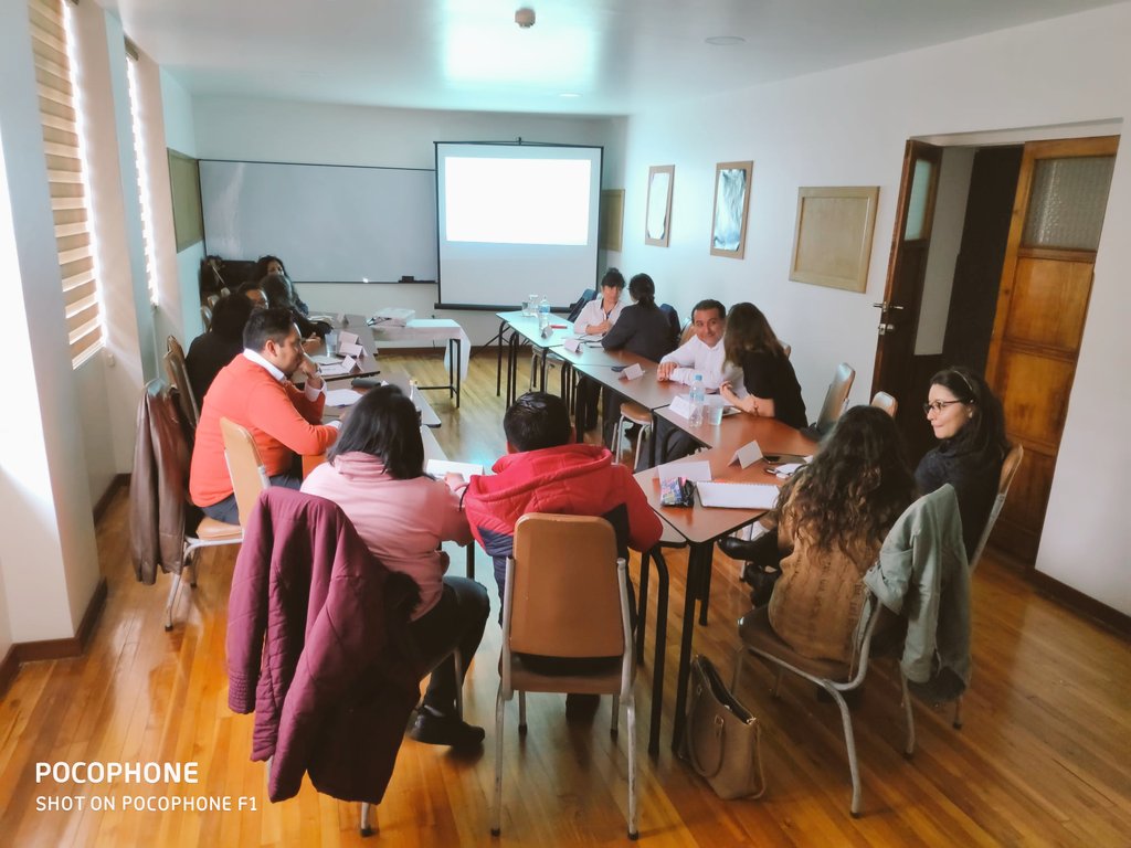 SergioAguinaga6's tweet photo. Toda la semana nuestro compañero
🧔@carlos_s_v #AMASFácil
👌💚@GrupoAMAS #RedAdapta @PlenaMadrid está impartiendo dos cursos de 🙂📙 #lecturafácil en 🇪🇨#Quito #Ecuador gracias a @aecidecuador @fepapdem 🙌 https://t.co/RXf62hhuKs