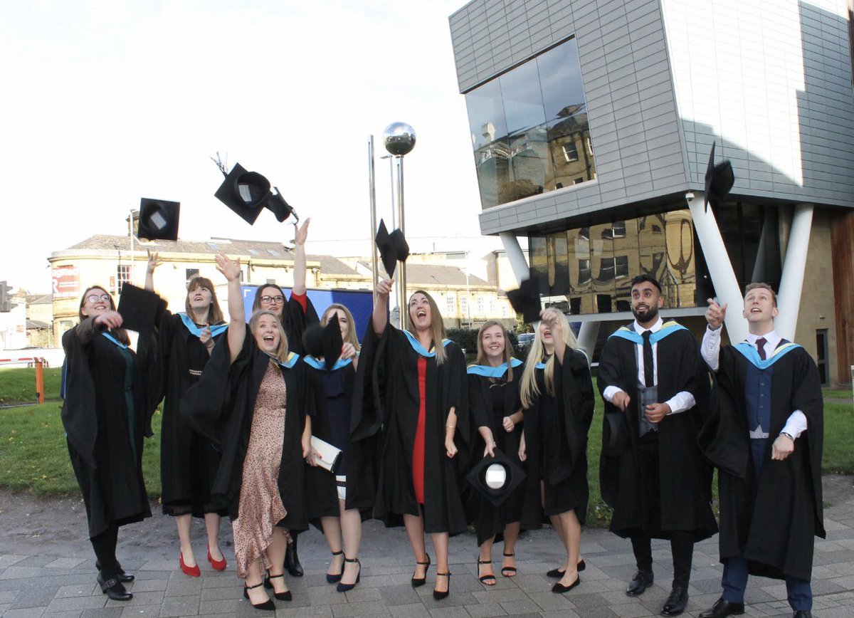 Hudds_Uni_OT's tweet photo. Many Congratulations to our occupational therapy students graduating today! Wishing you all the very best for the future. Keep in touch!!! @HuddersfieldUni https://t.co/2AKXsDzYeD