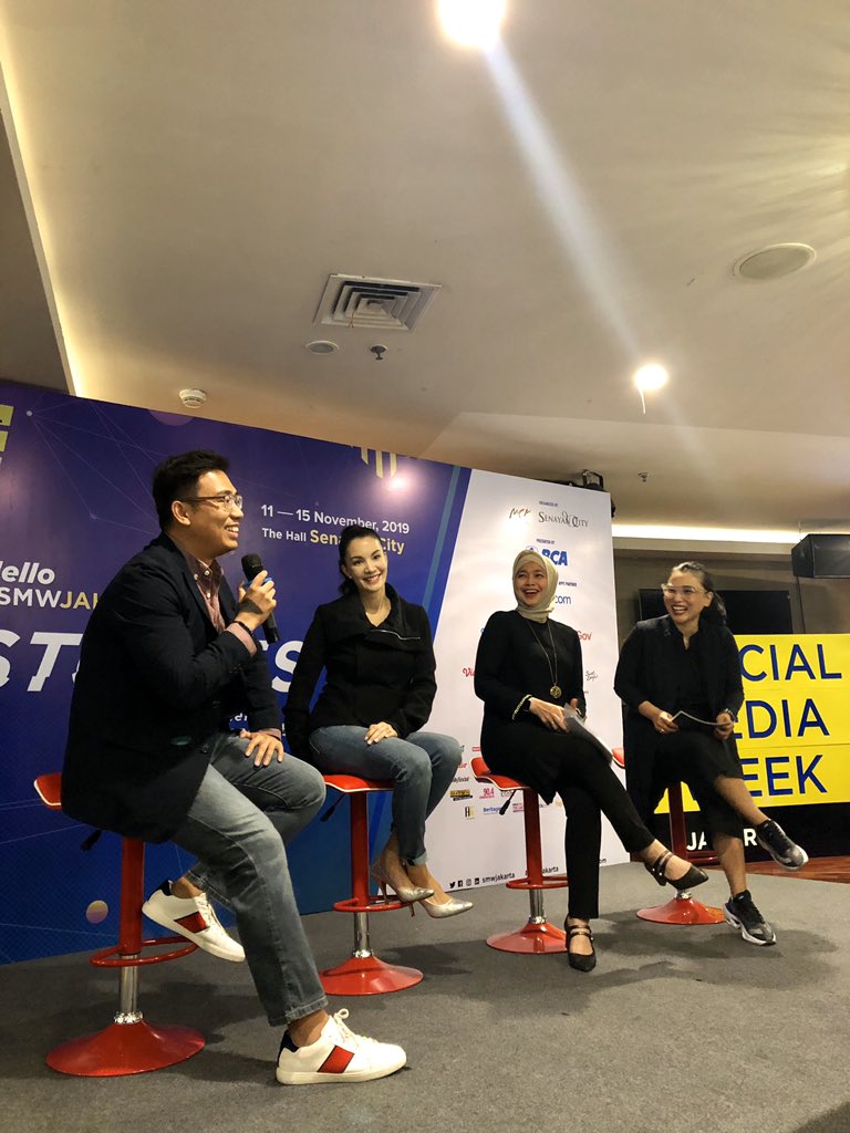 A good stories are one of the important elements to give impacts on social media.

#SMWJakarta #pressconference