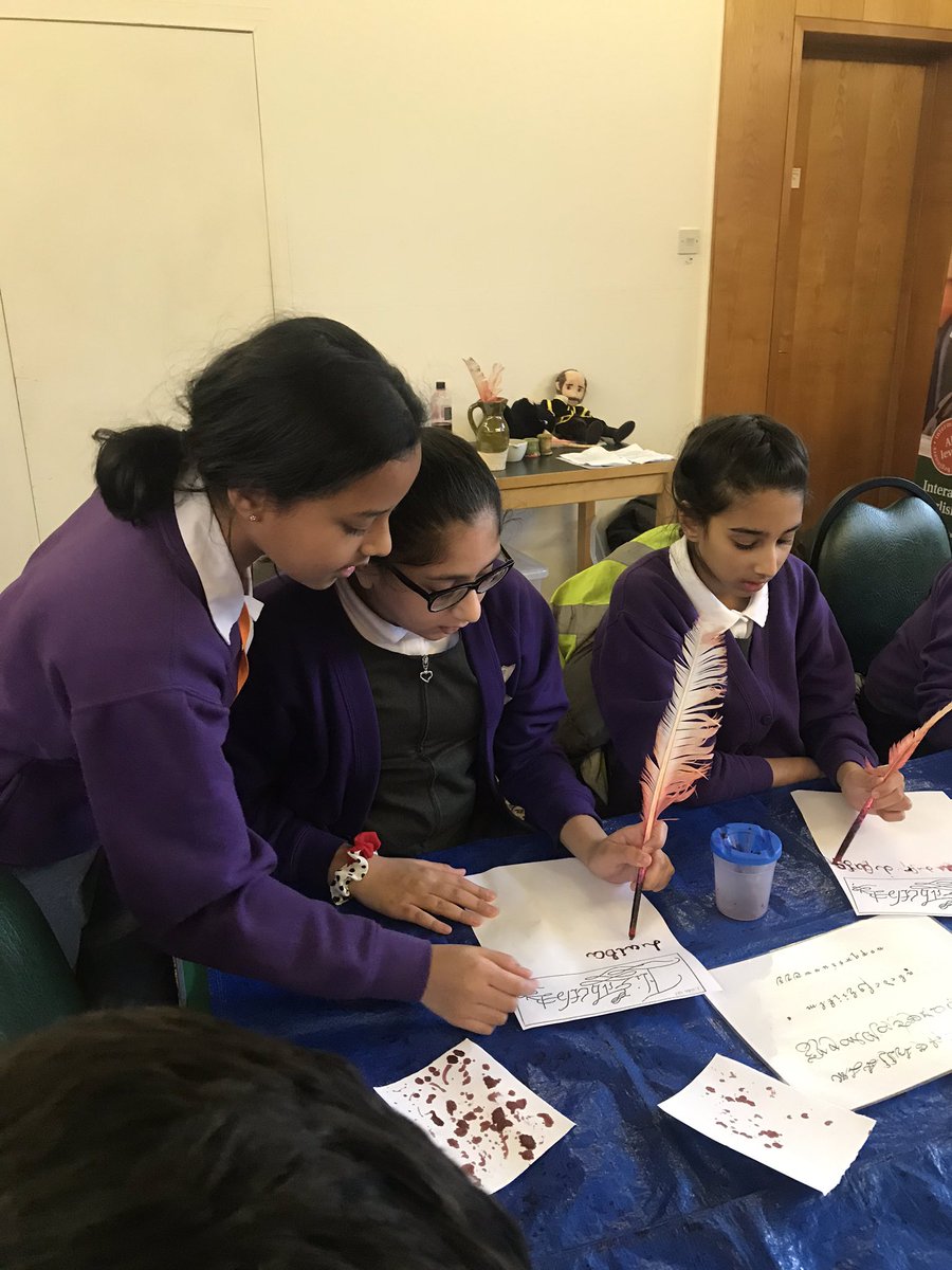 We’re having such a brilliant time learning to write with quills! What amazing guides we have to help us! <a href="/ShakespeareBT/">Shakespeare B Trust</a> <a href="/AndertonPark/">AndertonParkPrimary</a>