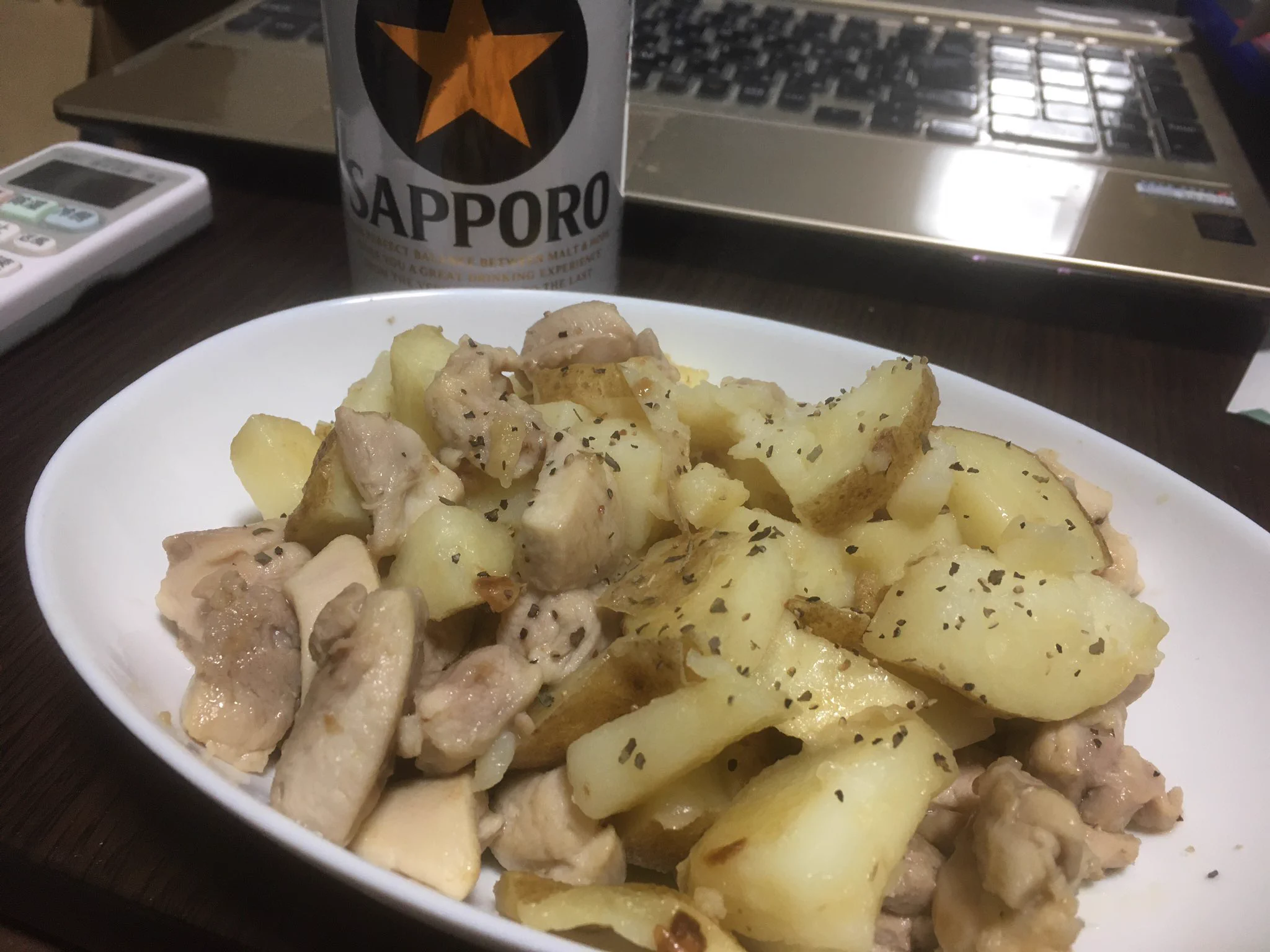 @Kuntotu 僕も影響され、よりガッツリいきたかったんで、鶏もも肉で代用してみました！最高です！美味すぎて、こちらも馬になったわ 