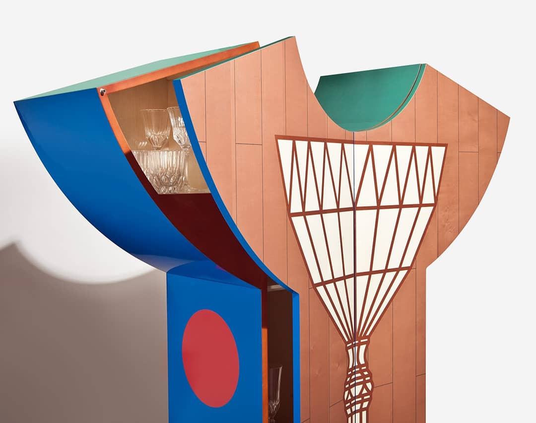 bdbarcelona's tweet photo. Cristallo is the latest design by #AlessandroMendini, who left us earlier this year. A #LimitedEdition of 99 pieces, based on a concept he called "Tarsia Urbana" (urban marquetry). It's part of the BD Art Editions collection.
#Mendini #arteditions #designmeetsart #design https://t.co/ijT9I1lyZN