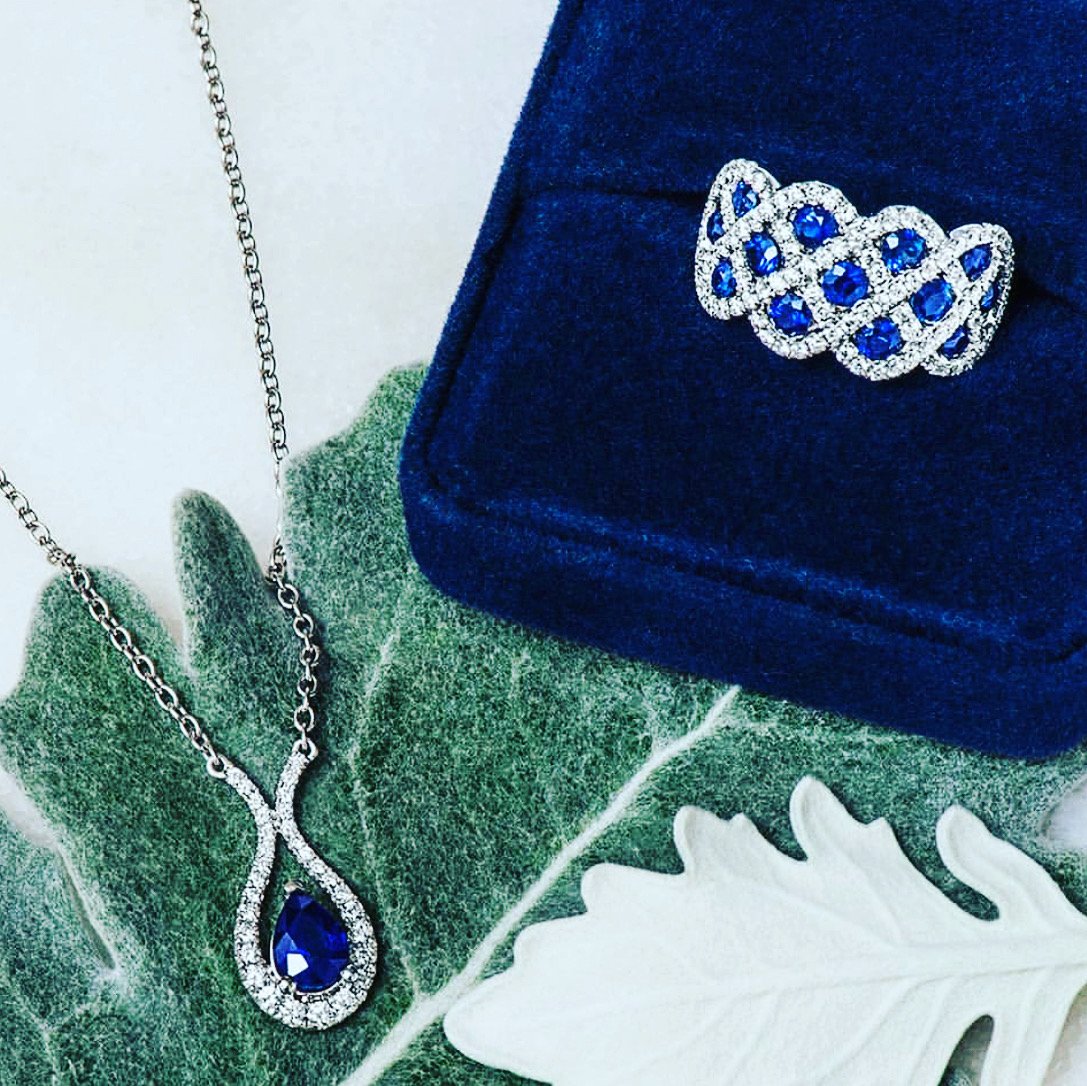 tresorjewelers's tweet photo. Sapphires and more sapphires! 💎💎💎💎. #tresor #tresorjewelers #saltlakecity #utah #diamonds #ring #earrings #sapphire #diamondjewelry #jewelry #gold #unionheights #gatewaymall #love https://t.co/q6uu0jB1NK