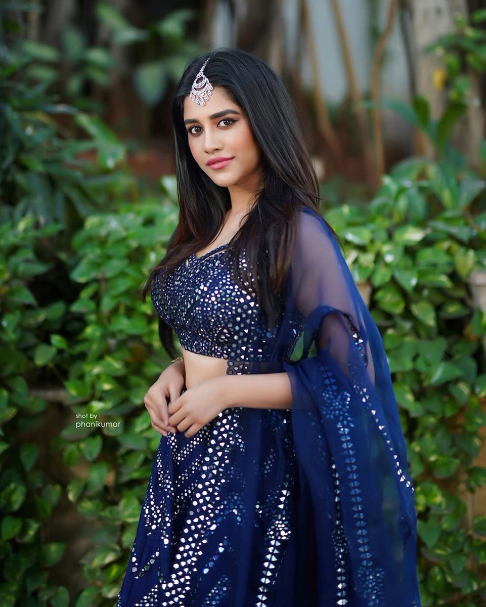 PuriConnects's tweet photo. .@NabhaNatesh looks drop dead gorgeous in this royal blue embellished lehenga ππ
.
.
.
#nabhanatesh #PuriConnects #PCtalent #CastingAgency #Actress #Talentmanagement #TalentHunt #TuesdayThoughts #ismartgirl https://t.co/8q8y1D6Wqo