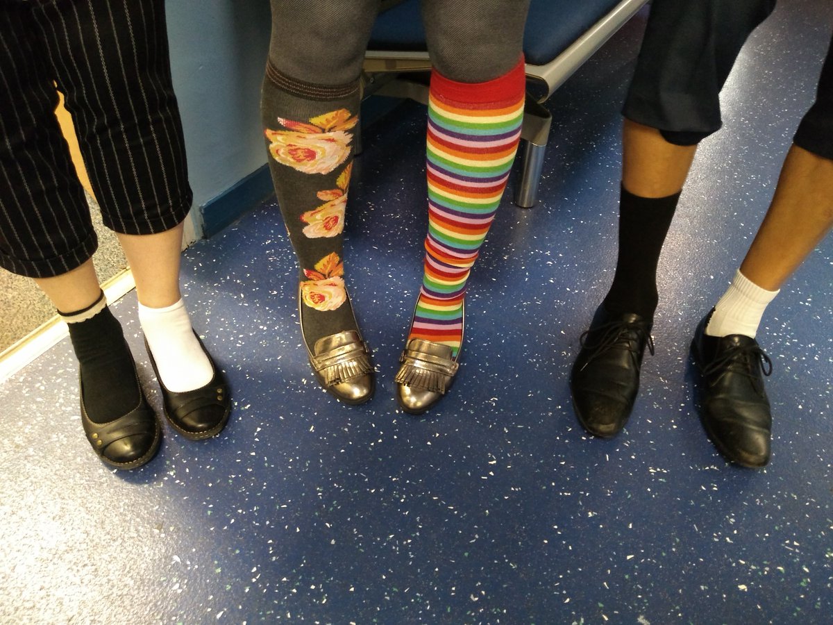 Willey_notWiley's tweet photo. @LincolnCastleAc  #OddSocksDay #stopbullying https://t.co/DReTfCnO3h