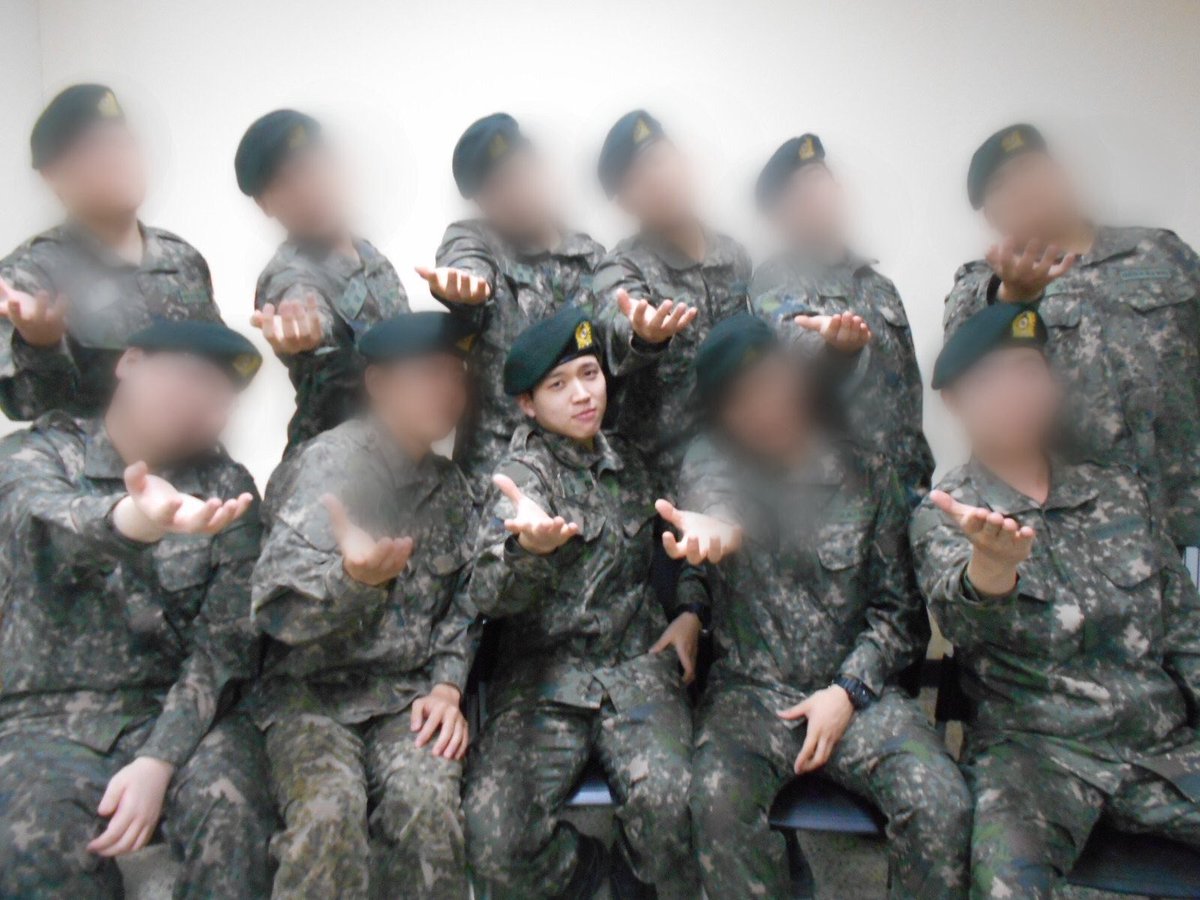 [d-631]woohyun promoting infinite in the army uwu