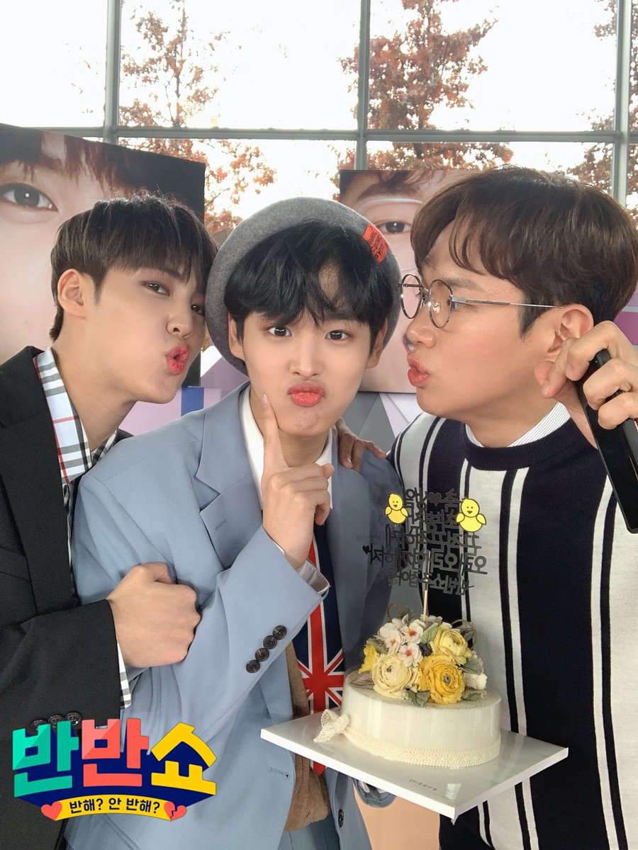 SBSMTVBANBAN's tweet photo. 🐥 축 생일 🐥
병찬이의 보조개 미소 인증 >_< https://t.co/iA2I8zB5kc