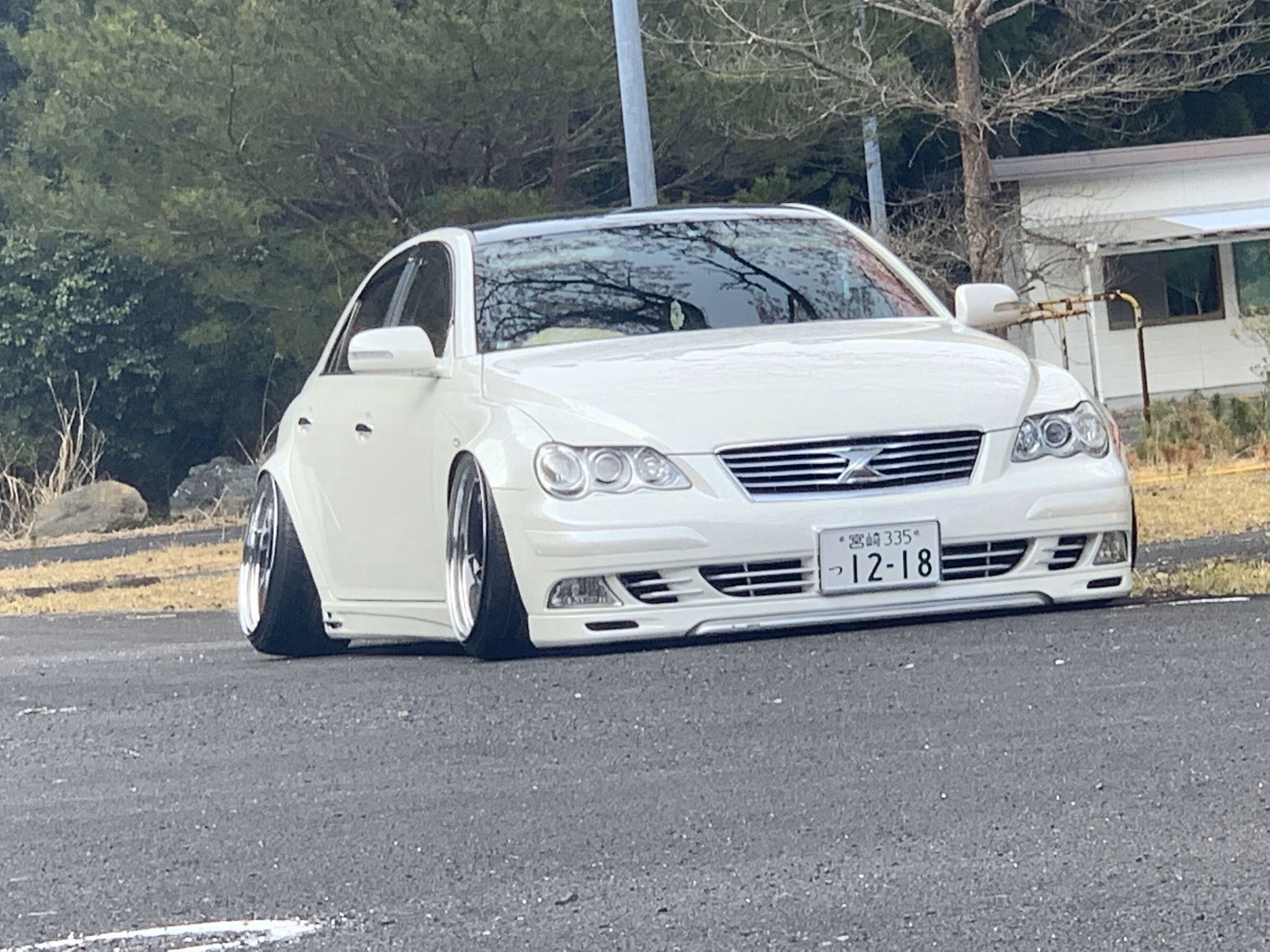 はる マークx1オーバーフェンダー エアサス 車高調もあり 本人曰くフルアーム 欲しい方いませんか 70万一括がいいらしいです 詳細は僕にdmか Markx 0630 にdmください リプでも頂ければdm送ります 回してください 車売ります