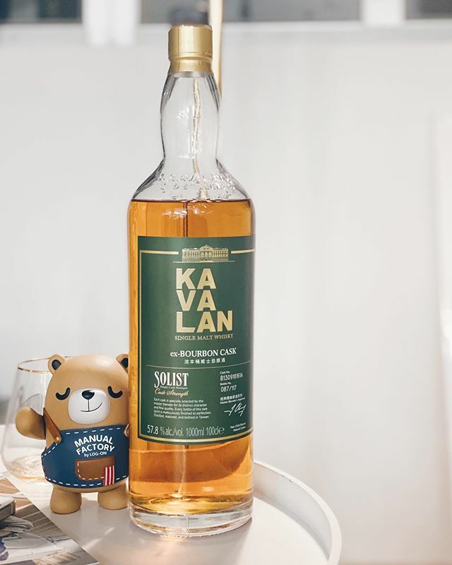 scription's tweet photo. 🎶 Drink with me to days gone by⁣
To the life that used to be⁣
At the shrine of friendship, never say die⁣
Let the wine of friendship never run dry⁣
Here's to you and here's to me⁣
⁣
#manualfactorybear #manualfactory #mfb #mfbear #whisky #bourbon … https://t.co/y3BMyl7hTj https://t.co/QskizdKA3C