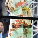 記念式典で芦田愛菜ちゃんが着ていた着物が素敵すぎると話題
