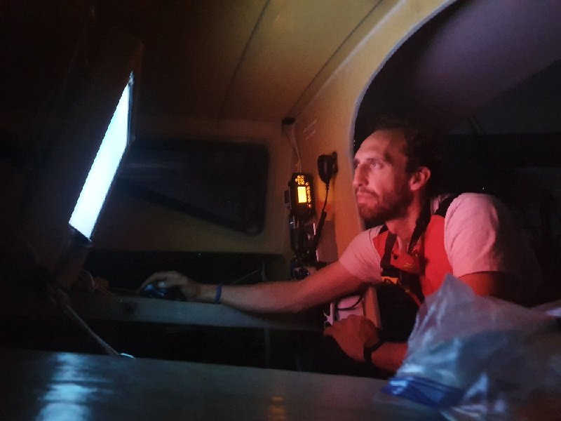 🇨🇭🇫🇷 [POINT CARTO - JOUR 17]

🏆 5ème
⏰ 10h00
🚀 11 noeuds
↔ 231,8 milles du leader

🇨🇭🇩🇪 [LIVE TRACKER STANDPUNK-TAG 17]

🏆 Fünfter
⏰ 10:00 Stunden
🚀 11 knoten
↔ 231,8 Seemeilen Rückstand zum Führenden

<a href="/banqueduleman/">Banque du Léman</a>