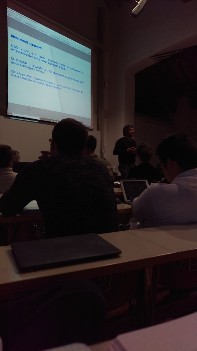 SamuelePecoraro's tweet photo. Oggi a #DirLav2019 lezione a cura di #lapam sulla busta paga https://t.co/bBawNtKlFC