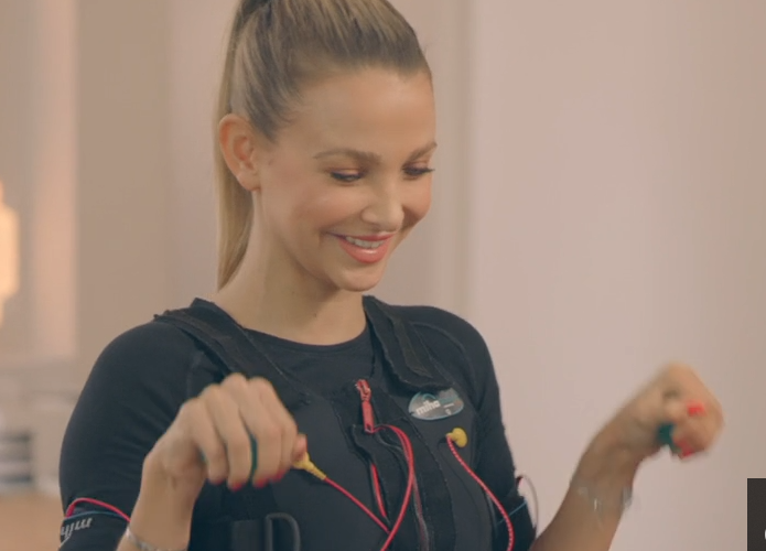 mihabodytecUK's tweet photo. "20 minutes = 2 hours of workout. It's a clever German invention." @SophieHermannUK @FredrikFerrier If you want to try out the EMS workout you watched on @E4Chelsea last night, drop us a line and we'll hook you up! https://t.co/gZl6oZNZmK