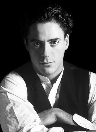 quackzonqueen's tweet photo. tom holland as a young robert downey jr: a thread https://t.co/iu8QCiWotd