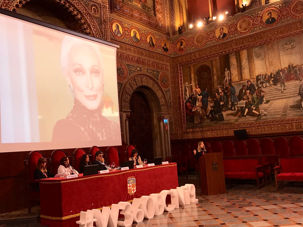 UB_IL3's tweet photo. “La #belleza no da la #felicidad pero la felicidad da belleza”- Luisa Ricart, periodista de #moda y belleza en el @Women360Congres #W360BCN19 @MartiDerm https://t.co/dnYp9WdnIM