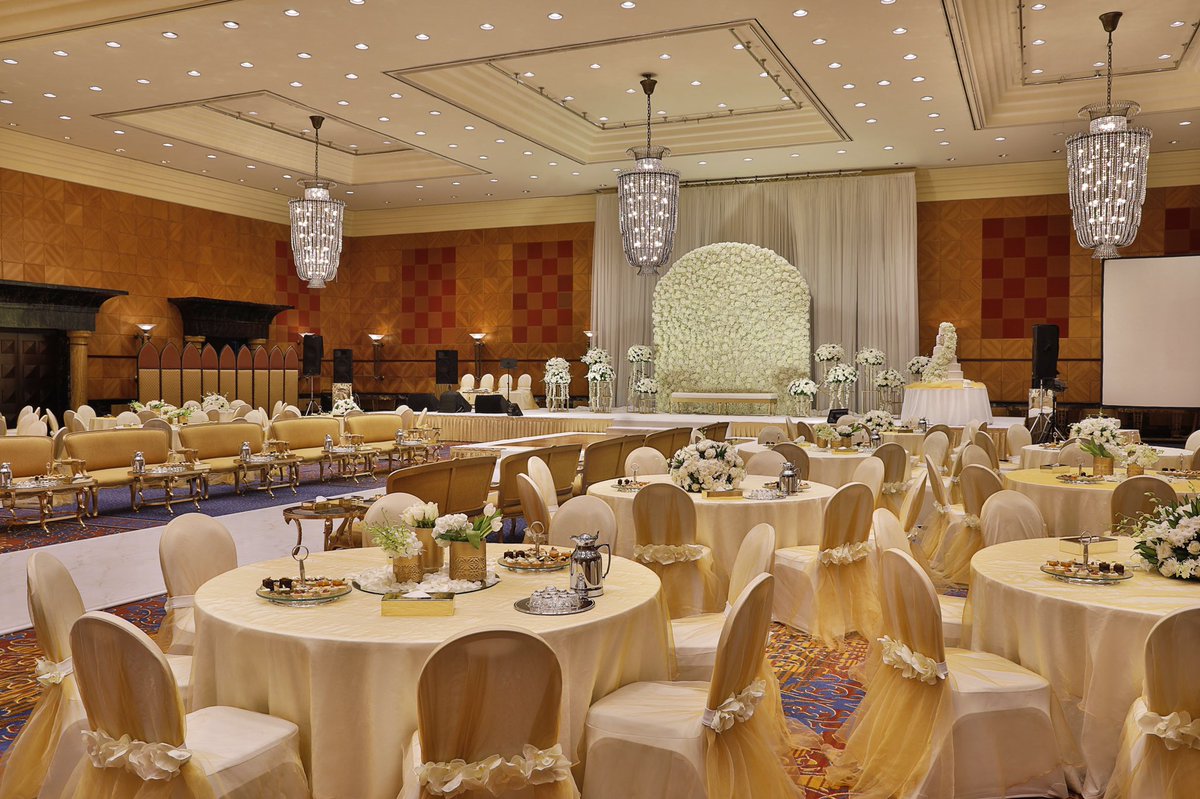 جدة هيلتون Jeddah Hilton V Twitter اعلى نسبة سعادة يصل لها الانسان هي سعادته اثناء مراسم زفافه قاعة هيلتون جدة تصنع لكم سعادتكم بكل حب للحجز والاستفسار ٩٢٠٠٠٣٨٠٠ Https T Co Rooxrgxwhu
