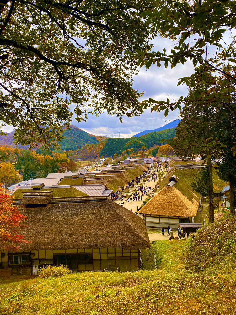 msdga1's tweet photo. 9日から11日まで
那須高原に旅行してきた⸜(*ˊᗜˋ*)⸝
観光は福島県まで車で行って
大内宿と塔のへつり満喫してきた✨
紅葉綺麗だったなー(*´ω`*) https://t.co/94yhImWT9n