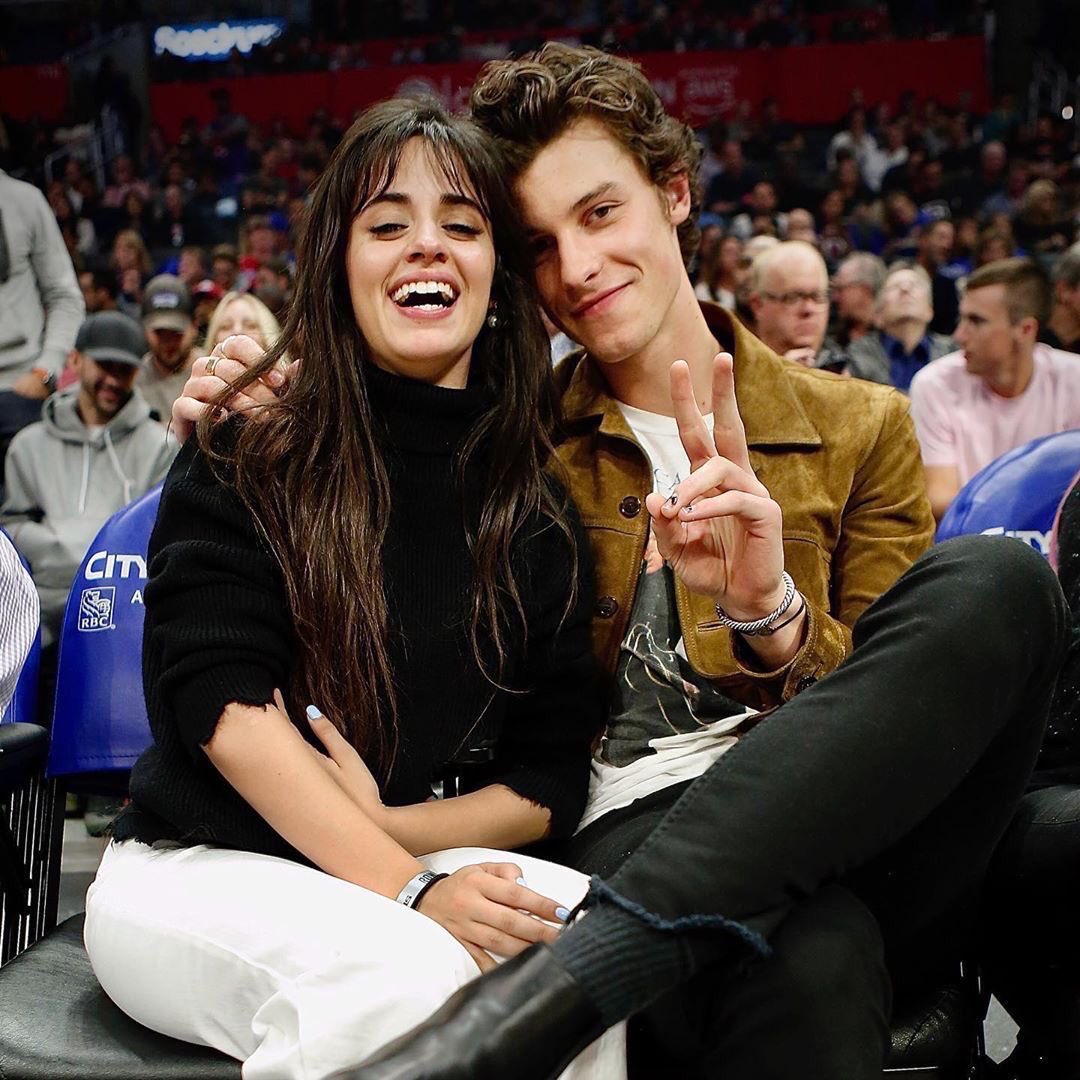 Shawn com a Camila ontem à noite!