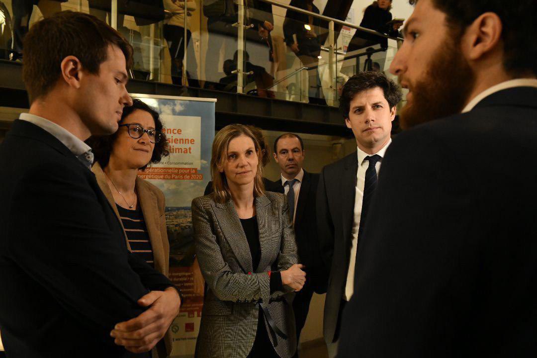 Stop aux démarchages abusifs qui pourrissent la vie des Français et leur font perdre confiance dans les professionnels lors de leurs travaux de rénovation énergétique. Un num tél en cas de doute le 0 808 800 700