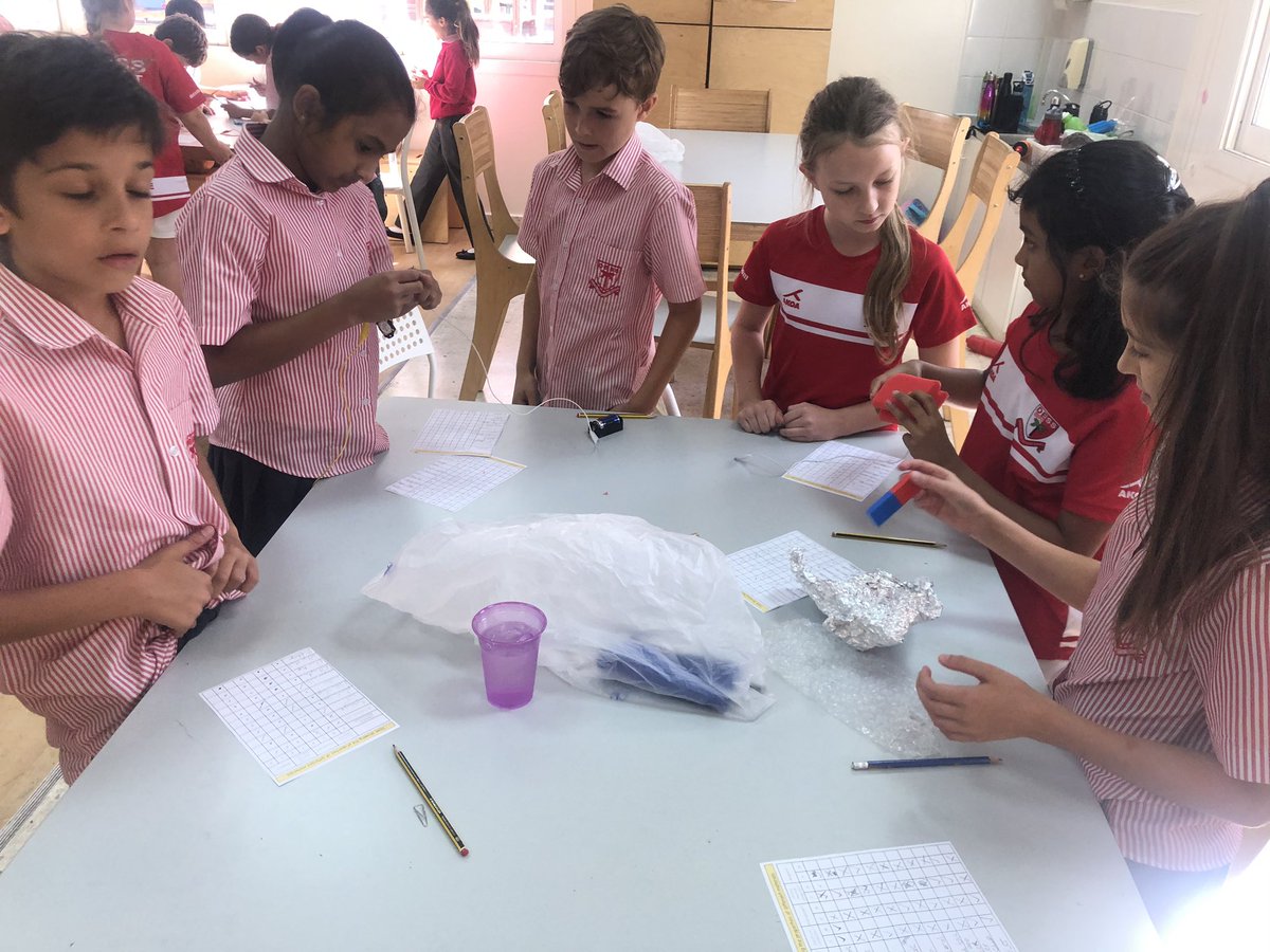 DESSyear5's tweet photo. @DESS_YearFive testing properties of materials #dess_yearfive_red #welovescience #dess_science https://t.co/90l43iVMDT