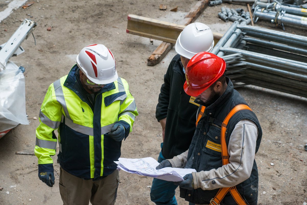 When working at height, quality #headprotection is a fundamental part of your PPE, and imperative to help avoid potential injury. 

Check out <a href="/MSAsafety/">MSA</a>'s iconic V-Gard® range, trusted by millions the world over

bit.ly/2BPqJbZ