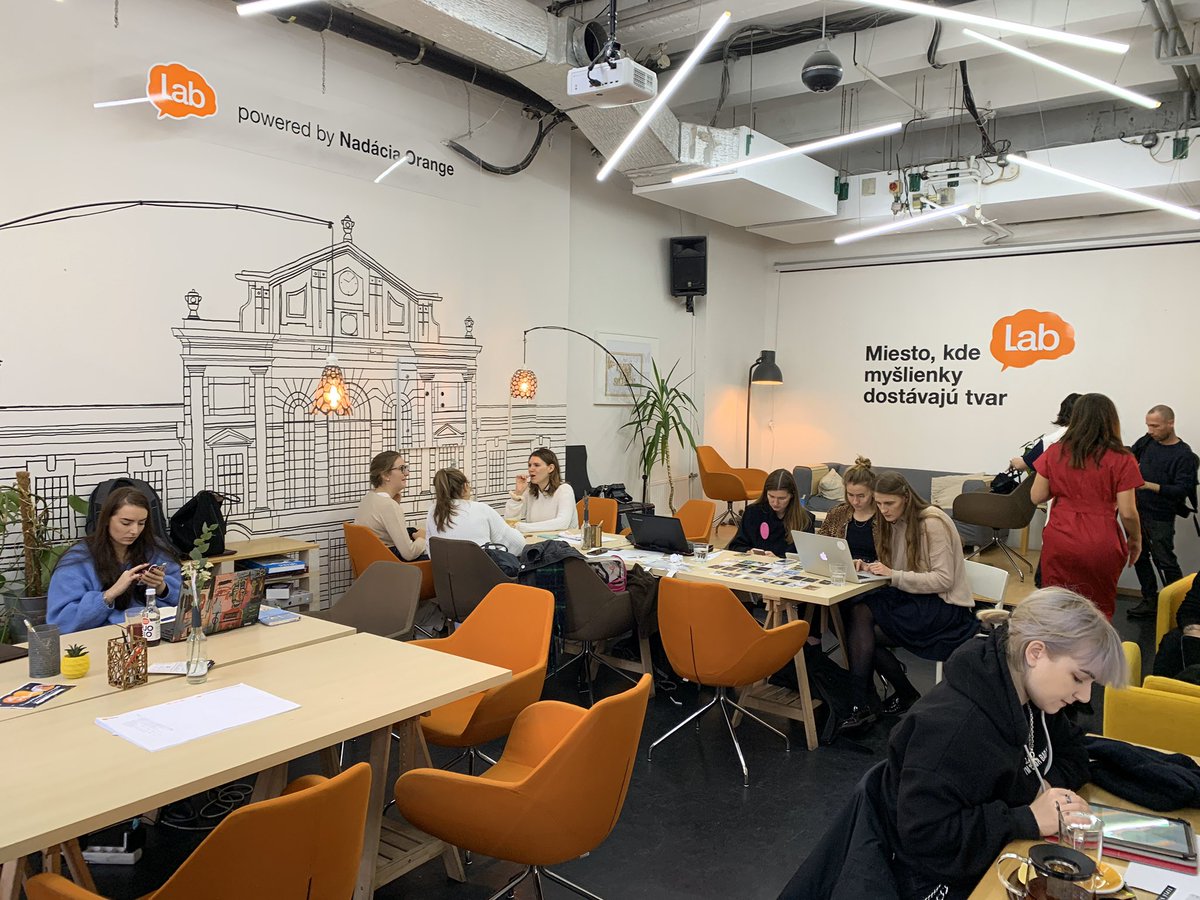 Getting to explore a great shared workspace in Bratislava to learn more about how alternative ways of working is done in other countries! #flexibleworking #Millennials