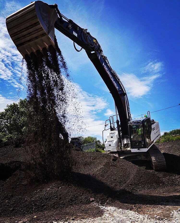 Action shot captured by Awesome Earthmovers 📸 #Hidromek