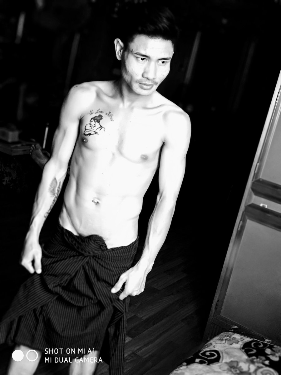 Justinl89309257's tweet photo. ေရတူတူခ်ိဳးရ​ေအာင္​လာခက္​လိုက္​​ေတာ့​ေနာ္​ျမန္​ျမန္​
Home&amp;hotel
Call me now.ok
Phဆက္​လိုက္​ပါ
90း966347043 https://t.co/hkYzCc43Zx