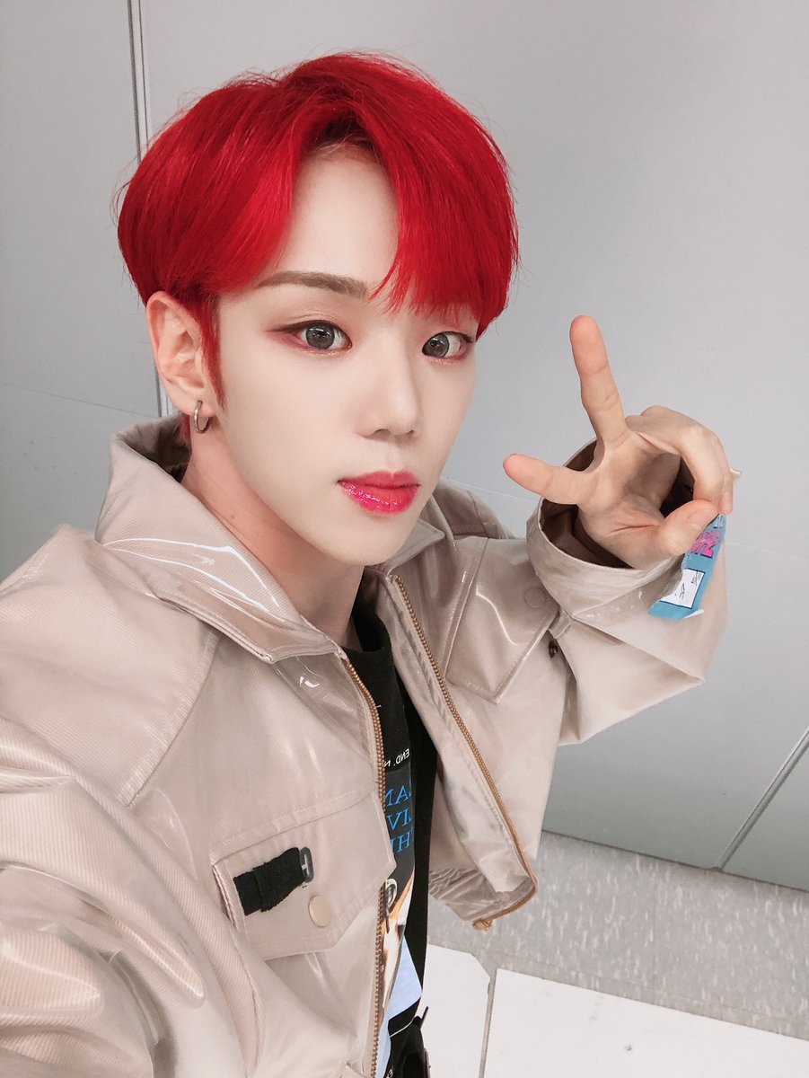 official_ACE7's tweet photo. [#에이스_김병관]
I changed my name to Ariel 🧜‍♀️
#에이스 #초이스 #ACE #CHOICE
#삐딱선 #SAVAGE #인어꽌
#초이들오늘도고마워요❤️ https://t.co/si5NgmzfSL