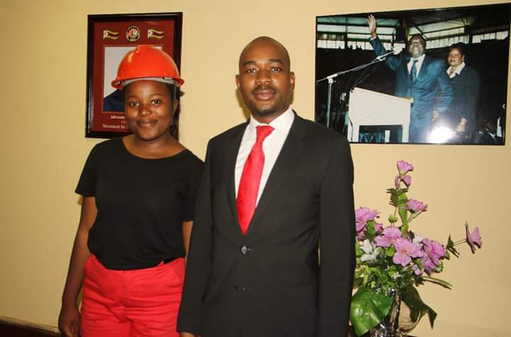 CRAST88236096's tweet photo. Ukanzi tsvaga ma couples unobata papi apo?😁😁 @MDCAllianceZW @RMuzezuru @Teechihuri @MarthaChikata @Charega1 @TMakuvadze @cdebhana @Machemedze5 @SimangalisoDub5 @shumbanhete2 @CdeNMaswerasei @JMafume @EddieGore10 @BvondoChidziva @taitikuvengwa https://t.co/MbZ39rcVuJ
