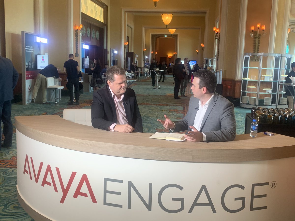 disruptivelive's tweet image. Back from the break with Mike Armstrong talking about IX subscription #AvayaENGAGE #CBLive19