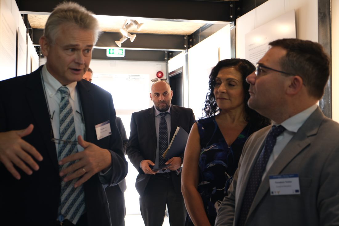 CyprusInstitute's tweet photo. On Tuesday, the Permanent Secretary of the Directorate General of European Programmes, Coordination and Development (DG EPCD), Mr. Theodosis A. Tsiolas, visited CyI’s premises in Athalassa #CyI #thecyprusinstitute | https://t.co/GkMd4b6EZG https://t.co/7wzNHx4Czj
