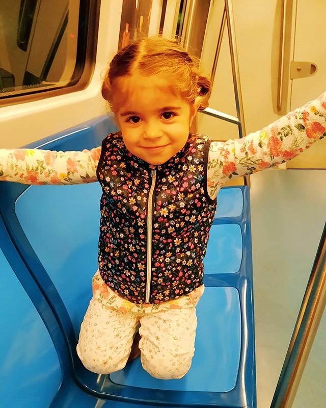 We enjoy every time the subway ride. 
#lifewitheva #lifewithatoddler #instatoddler #toddlerhood #toddlersofinstagram #toddlermommy #toddlermoments #toddlermomlife #toddlerphotography #wecreatememories #oureverydaymoments #motherhoodthroughinstagram #moth… ift.tt/2qPtac5