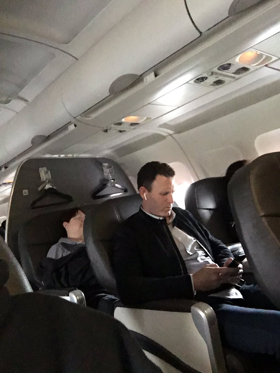 Rear Admiral (@rearadbsblog) on Twitter photo Brought my Emotional Support Pigeon with me for the flight to Philly. <a href="/spittinchiclets/">Spittin' Chiclets</a> ๐ฆ Brought my Emotional Support Pigeon with me for the flight to Philly. <a href="/spittinchiclets/">Spittin' Chiclets</a> ๐ฆ