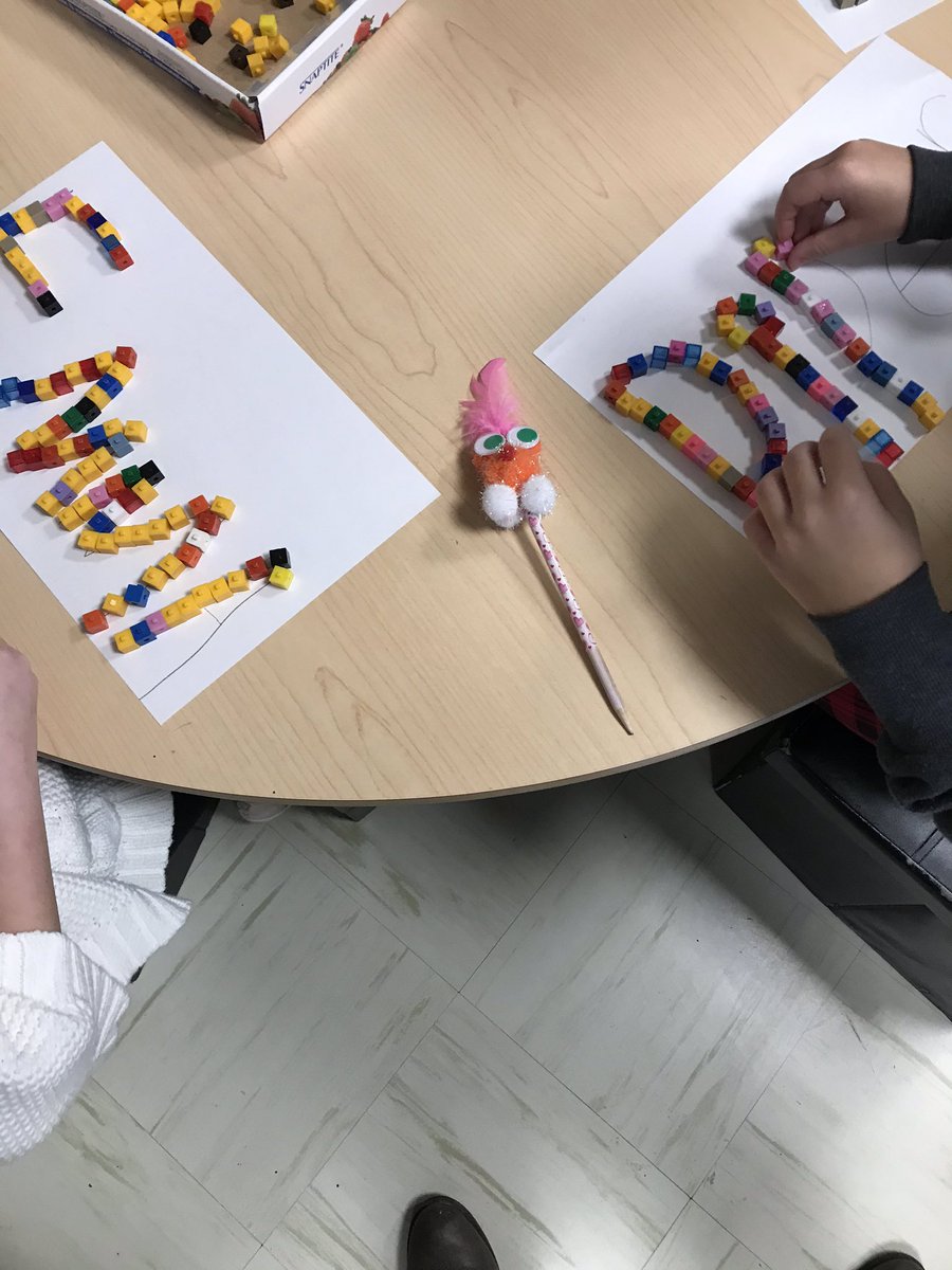 MrsJackman3's tweet photo. How many groups of 10 in our names? Let’s find out! Practicing our counting strategies and understanding place value😊 Great mathematicians in Mrs. Fry’s class showing their thinking. @LisaFry10036447 @FalmouthSchool @avrceprograms https://t.co/3N5sVtYQy8