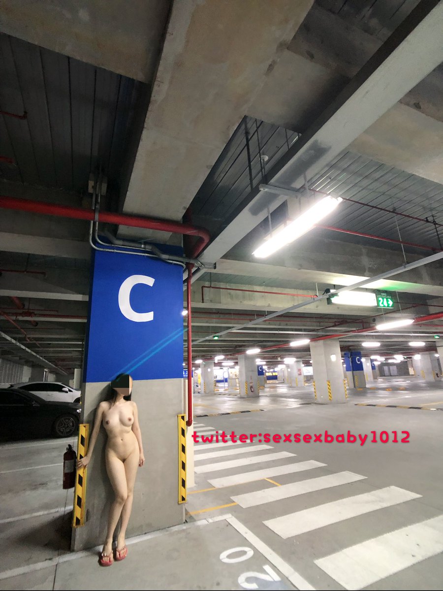 sexsexbaby1012's tweet photo. 又去逛了
喜歡嗎😘 我是暴露狂🤪🤪🤪
#露出 #原味 #套圖 #Ecup https://t.co/iHR63awhGo