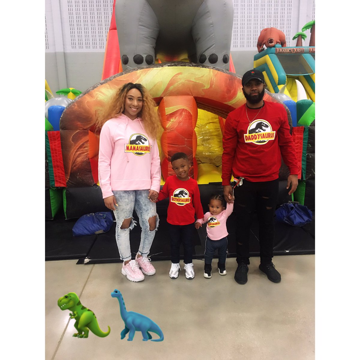 KadizahCaligone's tweet photo. Jurassic World 2019 🦖🦕   

Shirt: @CheezyMcFleezy 

#Mamasaurus #Daddysaurus #Brothersaurus #Sistersaurus #👨‍👩‍👧‍👦 #CaligoneFamily @CaligoneIV https://t.co/Bp9DaYKdgF