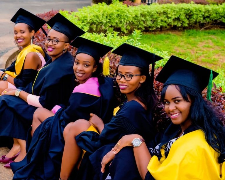 Angeparfaite's tweet photo. Special shout out to everyone that helped us through this tough journey π and to almighty God who granted us blessings we don't deserve... Thank you Lordπ N' @Uni_Rwanda
Congratulations to usβ₯οΈ
#URGraduation2019 https://t.co/SFJ8PtFWTJ