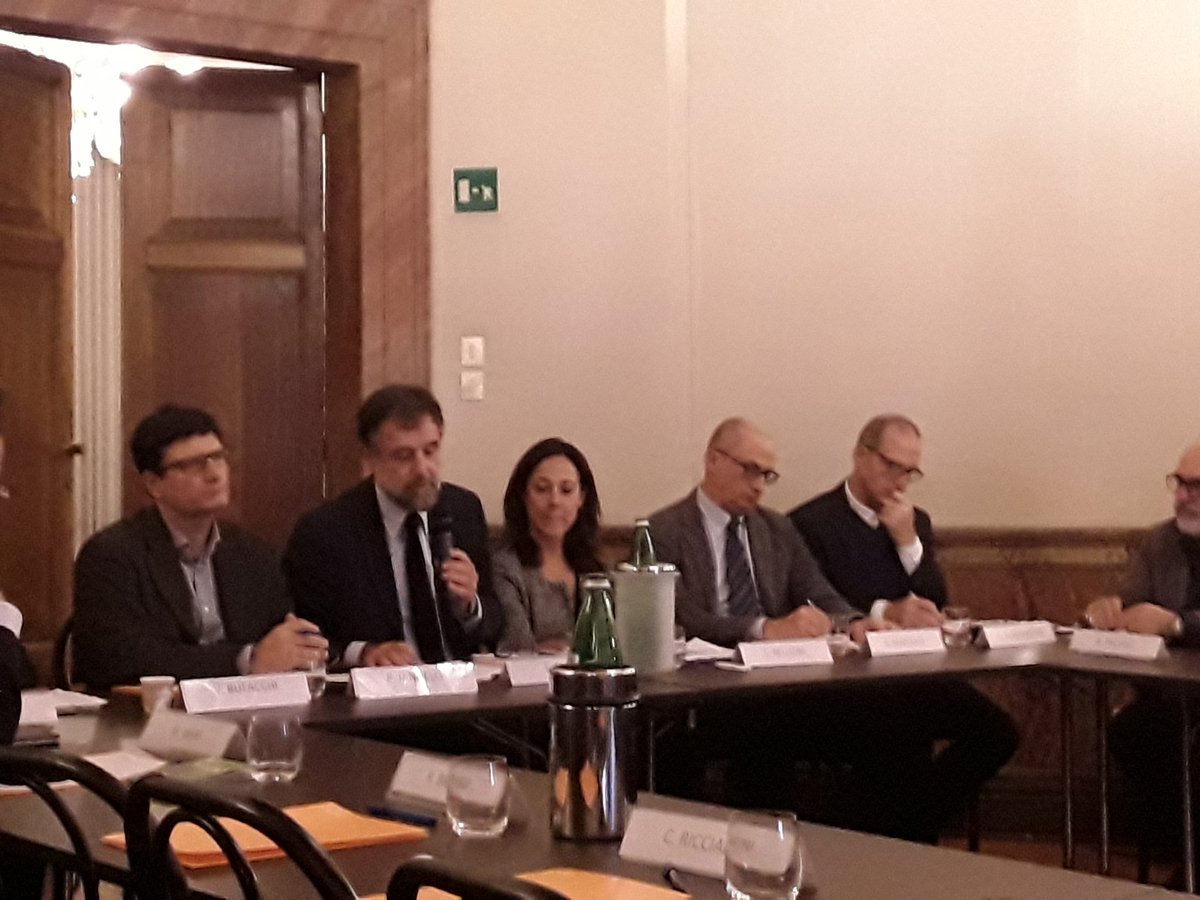 Edison4Gov's tweet photo. #12Novembre #talksisma
#FabrizioCola esperto sicurezza nazionale @RegioneLazio racconta la sua esperienza dell'emergenza #sisma2016
Parole chiave:
▶️sicurezza massima
▶️ripianificazione
▶️ urbanizzazione https://t.co/6a1uv5bQKv
