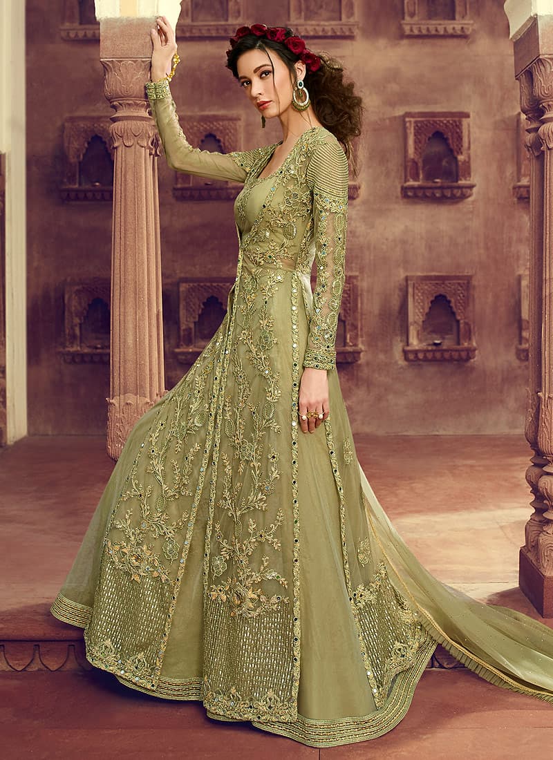 Styledevoffici1's tweet photo. Pastel Green Embroidered Jacket Style Lehenga
https://t.co/MD1HZ8yc94
__
#gownstitching #gownsaree #gownsgalore #anarkalisuit #anarkalisuits #anarkali #anarkalidress #bridalwear #designer #wedding #desistyle #ethnicfashion #ethnicstyle #ethnicwear #impressedcollection #styledev https://t.co/wqv86Oycaf