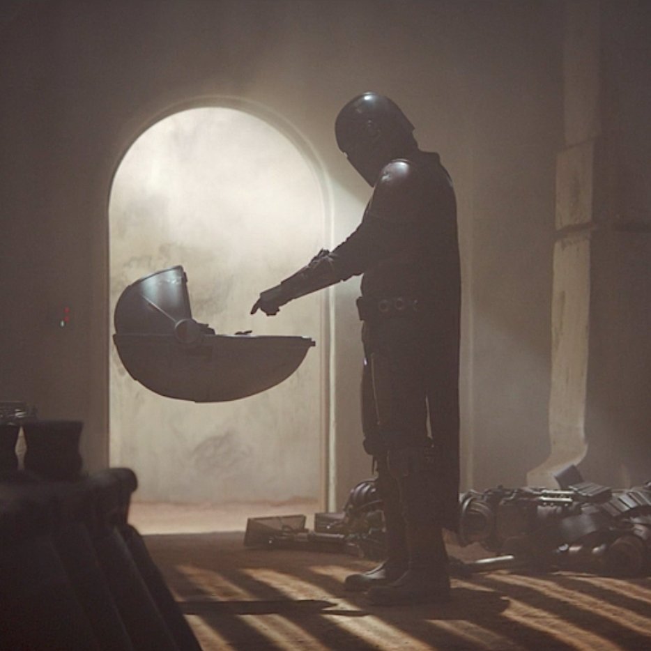 KLAPSblog's tweet photo. So far #Mandalorian is like live-action #Rebels sans Dave Filoni's witty dialogue. Nothing particularly exciting here (except for Werner Herzog's Imperial warlord), but I like the fact that they thought it'd be good idea to answer the age-old question:
DID YODA HAVE A SEX LIFE🤔 https://t.co/P7DqtAJNIO