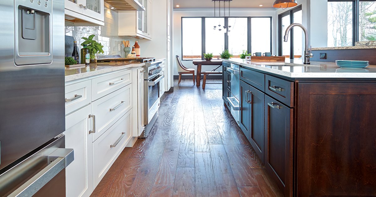 Your kitchen is the heart of your home. Make it feel that way by creating a kitchen that suits your needs and style 💗

Start your renovation today by contacting a professional: bit.ly/2naRrrz