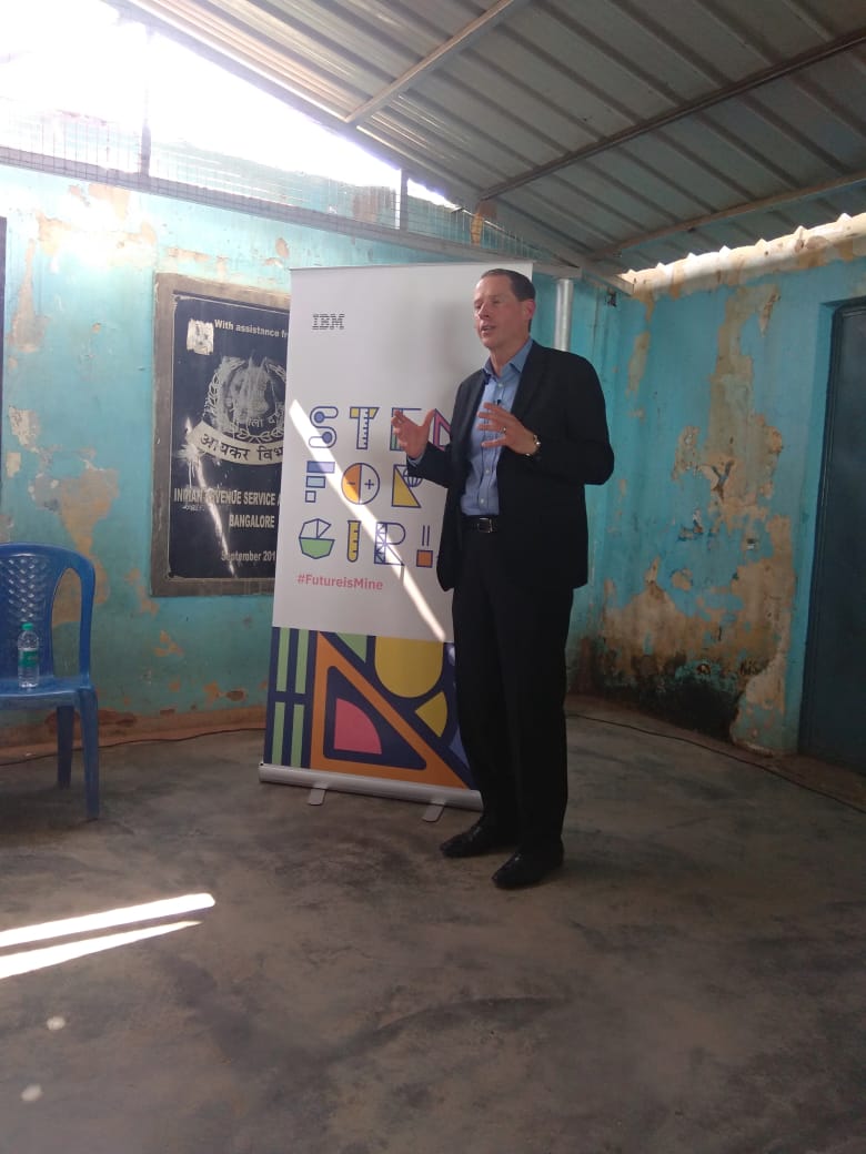 emailmanjob's tweet photo. STEM for Girls event in progress in Blr, with Ray Day, Chief Communications Officer, IBM
#GoodTechIBM #IBMSTEMforGirls #FutureisMine #IBMCSR #IBMVolunteers @IBMorg https://t.co/j0QQQLWhXM