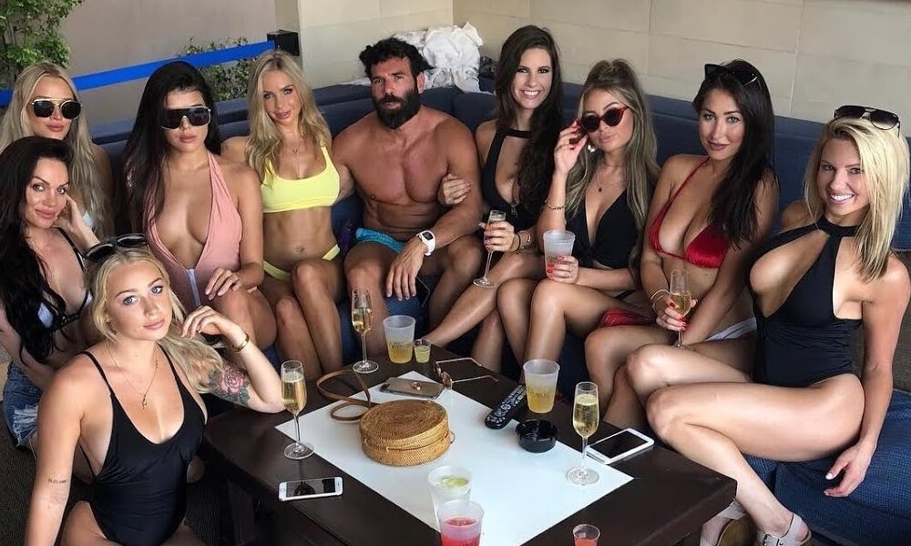 “ABD'li 'playboy' Dan Bilzerian, 2024'te ba...