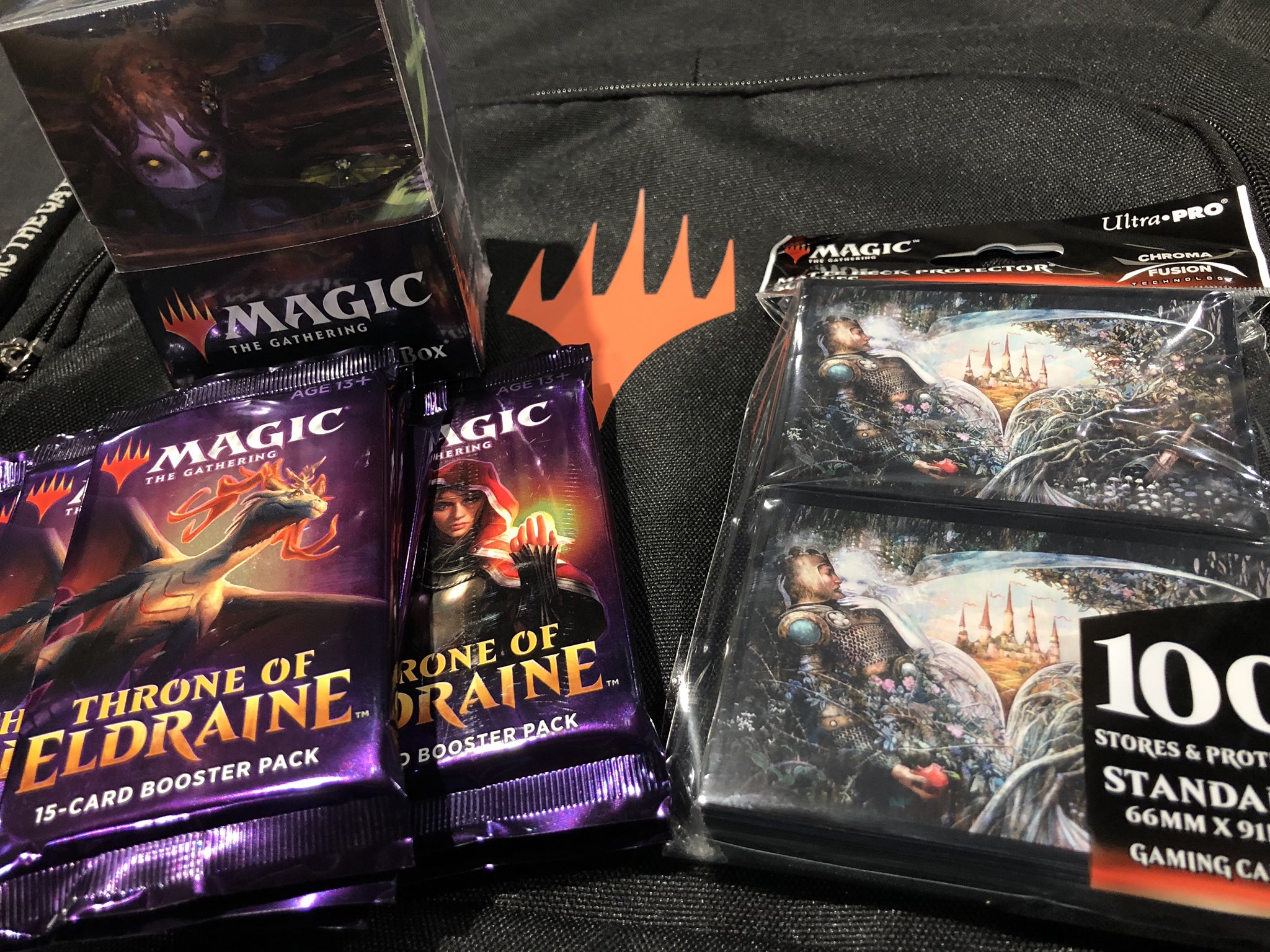 年末年始　プレイマット　ブレイズ　MTG MTG 甦りし悪夢 ブレイズ プレイマット 年末年始スタンダード