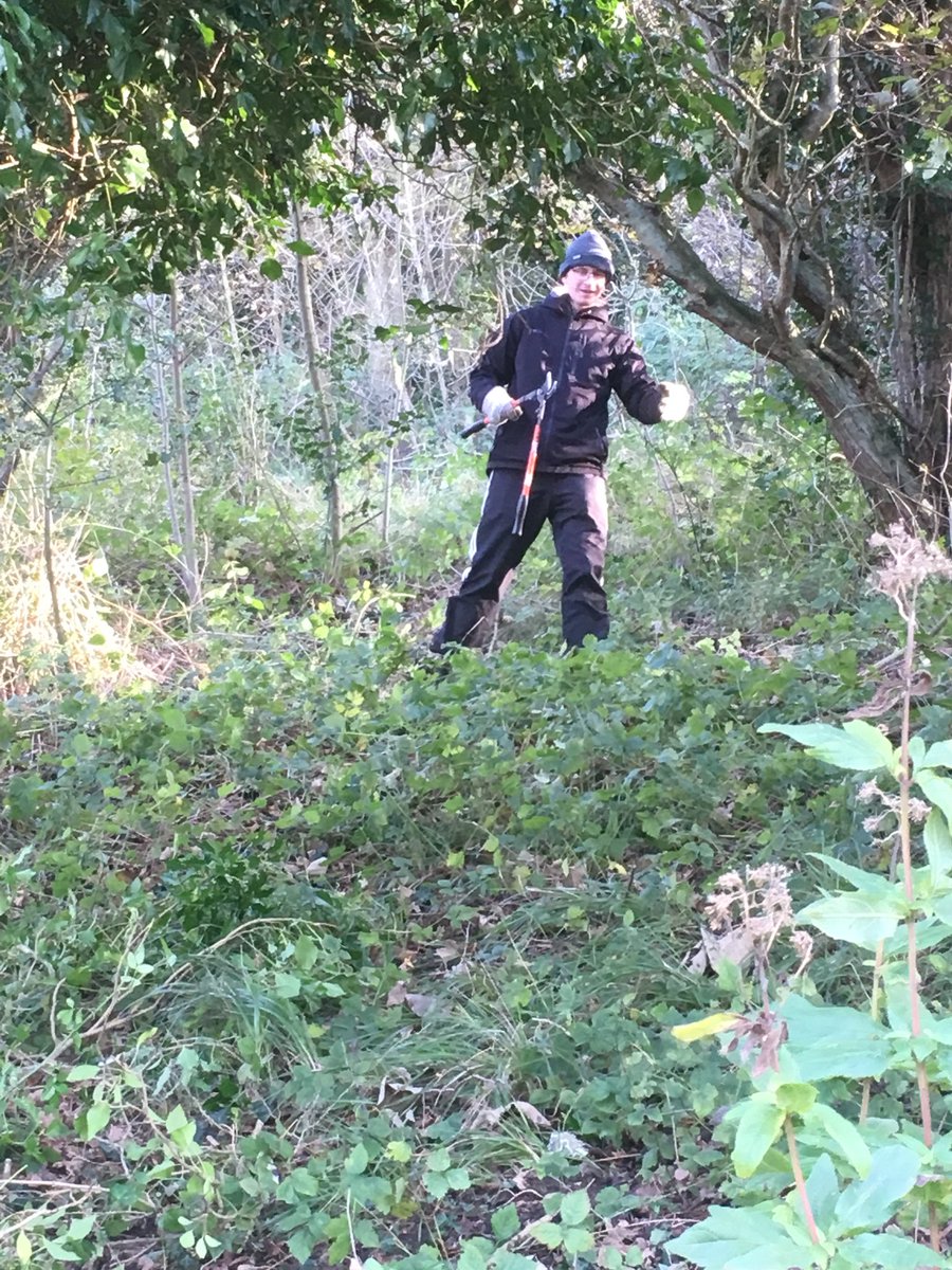 WCCPnews's tweet image. WCCP volunteers opening up pathways and glades; clearing scrub at Maxton, Western Heights nature reserve, Dover. You can come and help see our events list on www. Whitecliffscountryside.Org.uk  and Facebook page @WCCPnews @savebutterflies @DoverDC @DoverMercury @KentDownsAONB