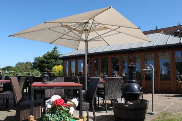 The Hurricane telescopic is Bambrella’s largest aluminium parasol a spectacular parasol perfect for luxurious commercial or residential locations.
#UKHotels #UKRestaurant #UKBrewery #UKPub
bambrella.co.uk/store/bambrell…