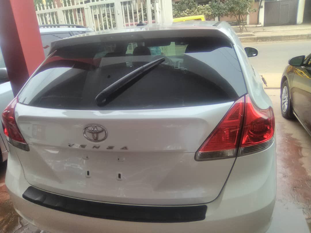 OrcbLimited's tweet image. Toyota Venza 2012, Tokunbo, Clean &amp;amp; working perfectly, all you have to do is buy &amp;amp; drive, nothing to fix, Asking Price is #5.8M but negotiable, if interested or you need any other car or you want to Sell/Fix your car contact us on 08180910184 or orcbagents@gmail.com
